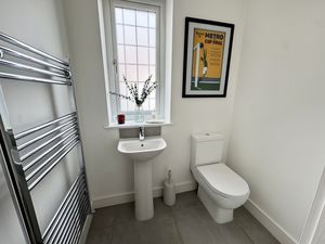 Ground Floor WC- click for photo gallery